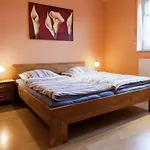 Rommersheim Forest Retreat *