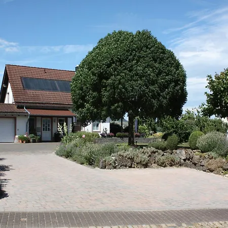 Rommersheim Forest Retreat Apartment *
